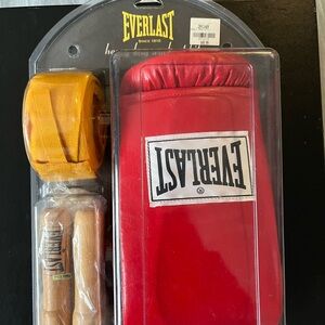Everlast Red and Yellow Heavy Bag Workout Kit